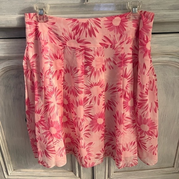 Bob Mackie Dresses & Skirts - Vintage Bob Mackie Pink Daisy Silk Pleated A-line Swing‎ Skirt